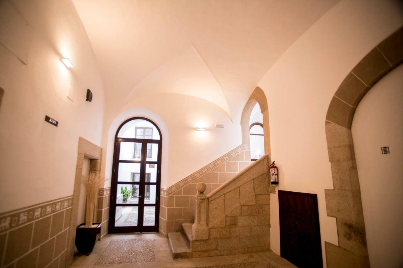 Md Casa Palacio Munoz Chaves Siglo XVIII Caceres Bagian luar foto